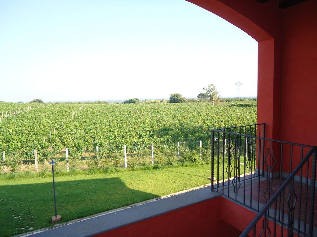 Agrituirsmo Masseria Campierti Falciano del Massico Luaran gambar
