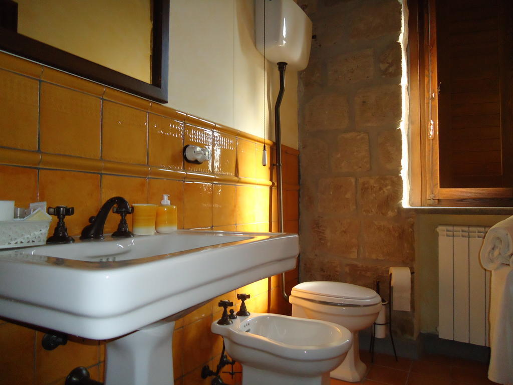 Agrituirsmo Masseria Campierti Falciano del Massico Bilik gambar